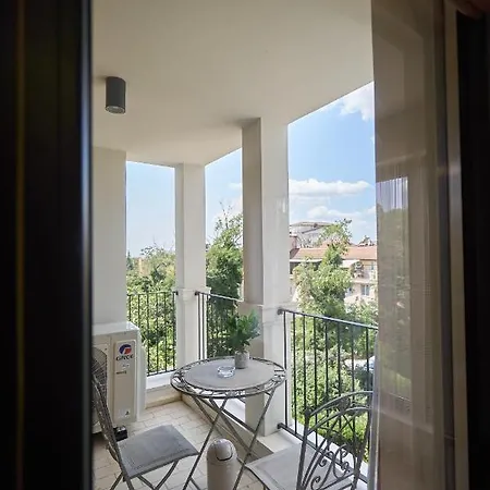 Cozy In The Elite Evergreen Апартаменты *